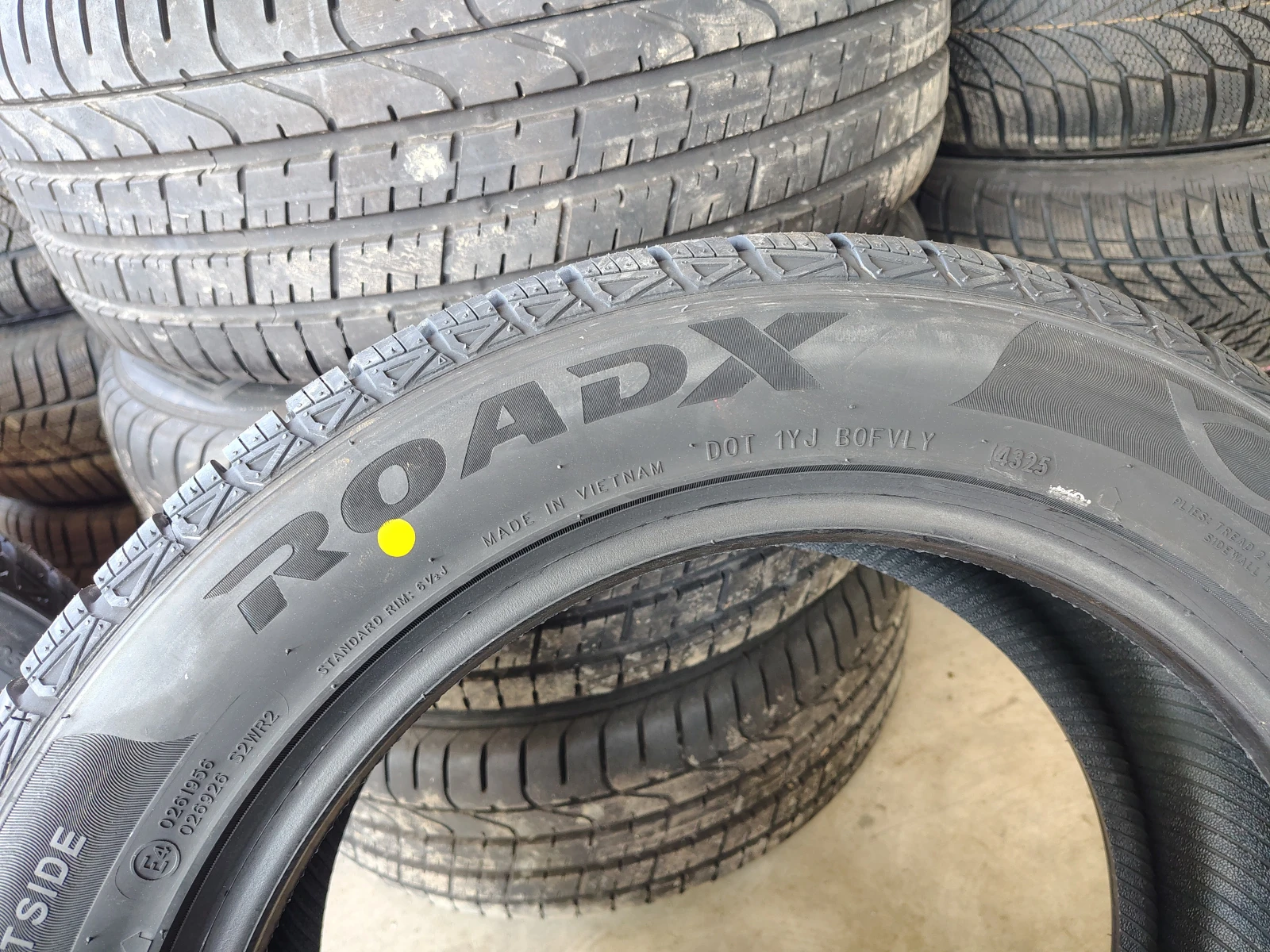 Гуми Летни 205/55R16, снимка 4 - Гуми и джанти - 55844145