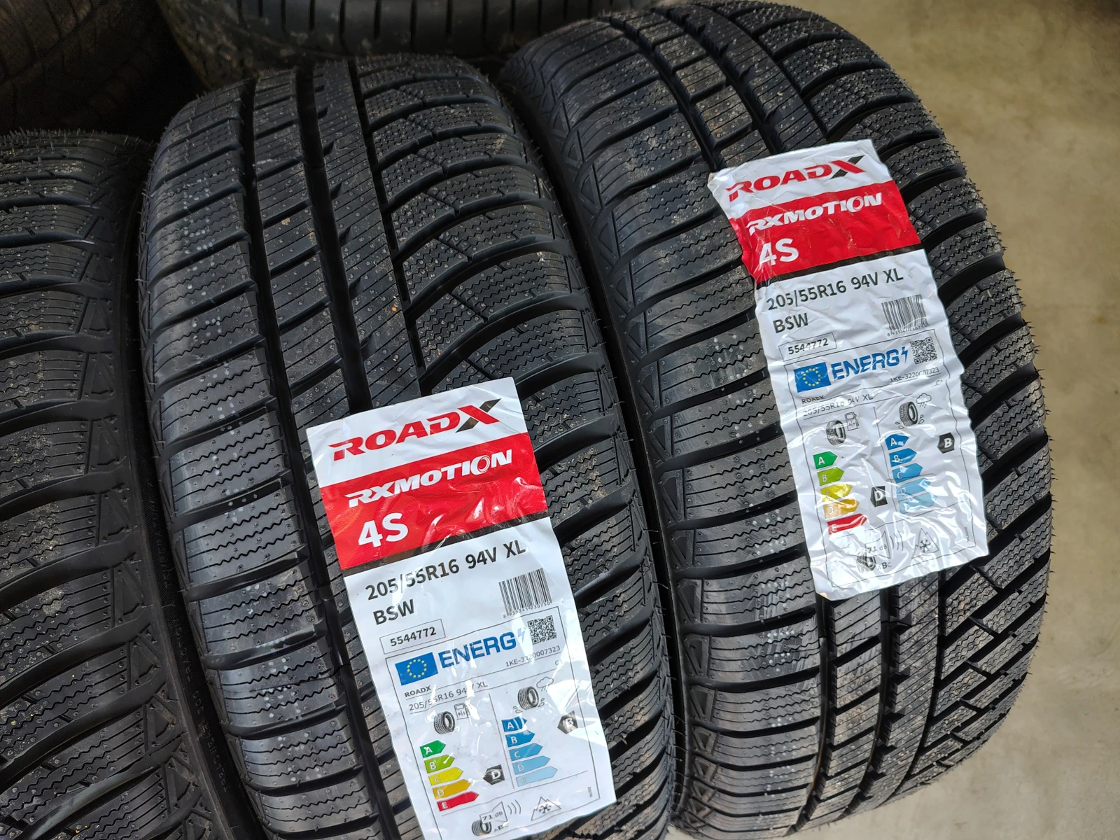 Гуми Летни 205/55R16, снимка 3 - Гуми и джанти - 55844145