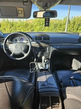 Mercedes-Benz E 500 4matik, снимка 8