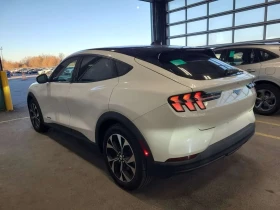 Ford Mustang Mach-E, снимка 4