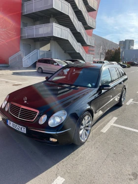 Mercedes-Benz E 320 3.2 Avangard , снимка 2