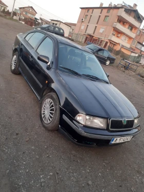 Skoda Octavia 1.6, снимка 2