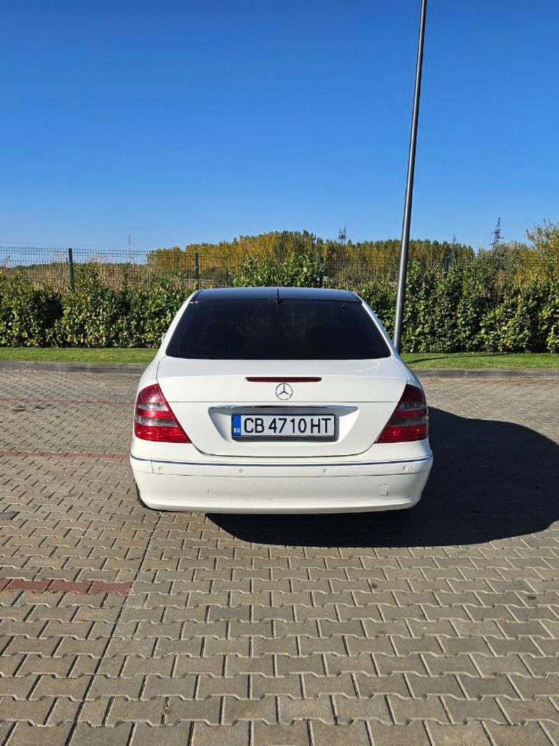 Mercedes-Benz E 500 4matik, снимка 2 - Автомобили и джипове - 46436762