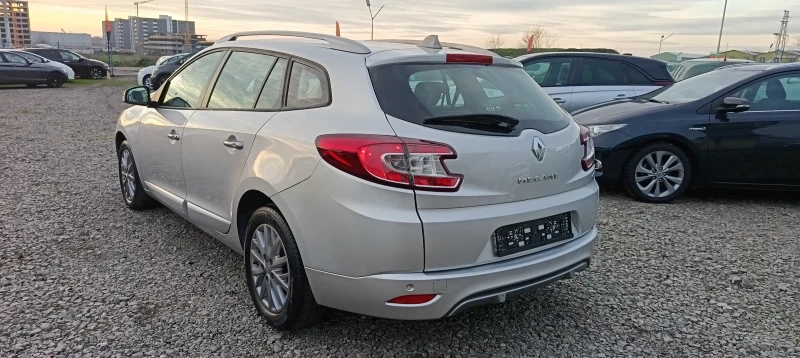 Renault Megane Face * Navi * LED * 137хил.км.* Италия , снимка 7 - Автомобили и джипове - 50513930