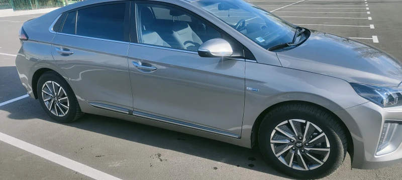 Hyundai Ioniq, снимка 4 - Автомобили и джипове - 47843949