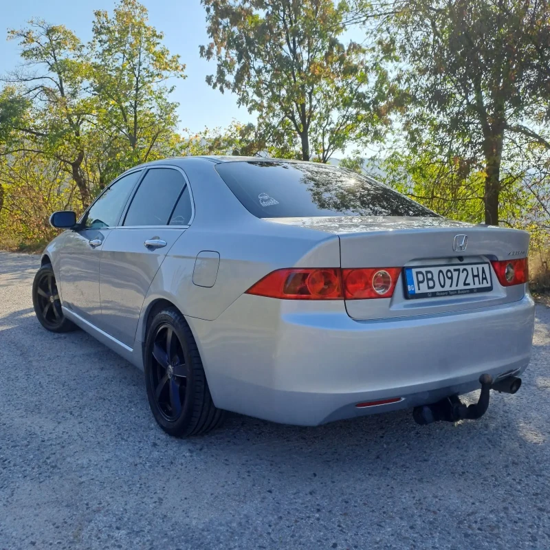 Honda Accord 2.0 бензин-газ , снимка 3 - Автомобили и джипове - 48173152