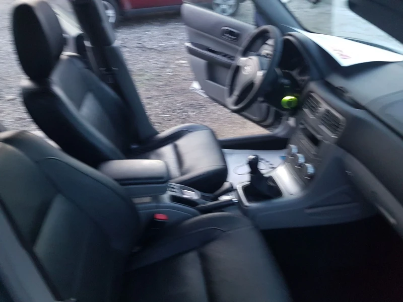 Subaru Forester 2.0Х, снимка 10 - Автомобили и джипове - 48443875