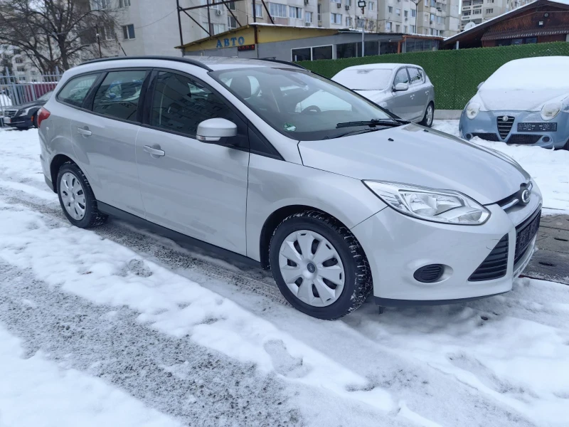 Ford Focus 1.6 TDCI, снимка 3 - Автомобили и джипове - 48696307