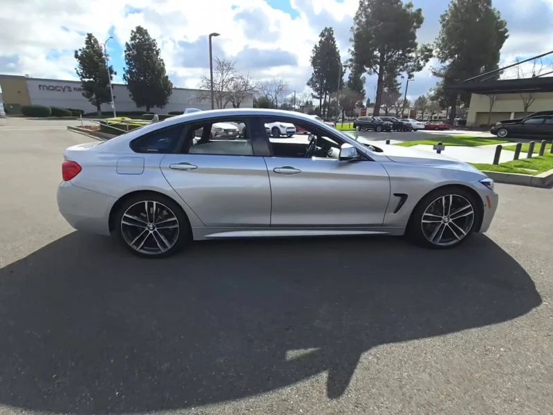 BMW 440 M440* M* SPORT* LINE* ХЕДЪП* КАМЕРА* МЪРТВА* ТОЧКА, снимка 4 - Автомобили и джипове - 49394341