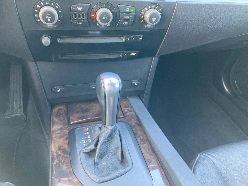 BMW 525 Швейцария, Автоматик, снимка 9 - Автомобили и джипове - 51965129