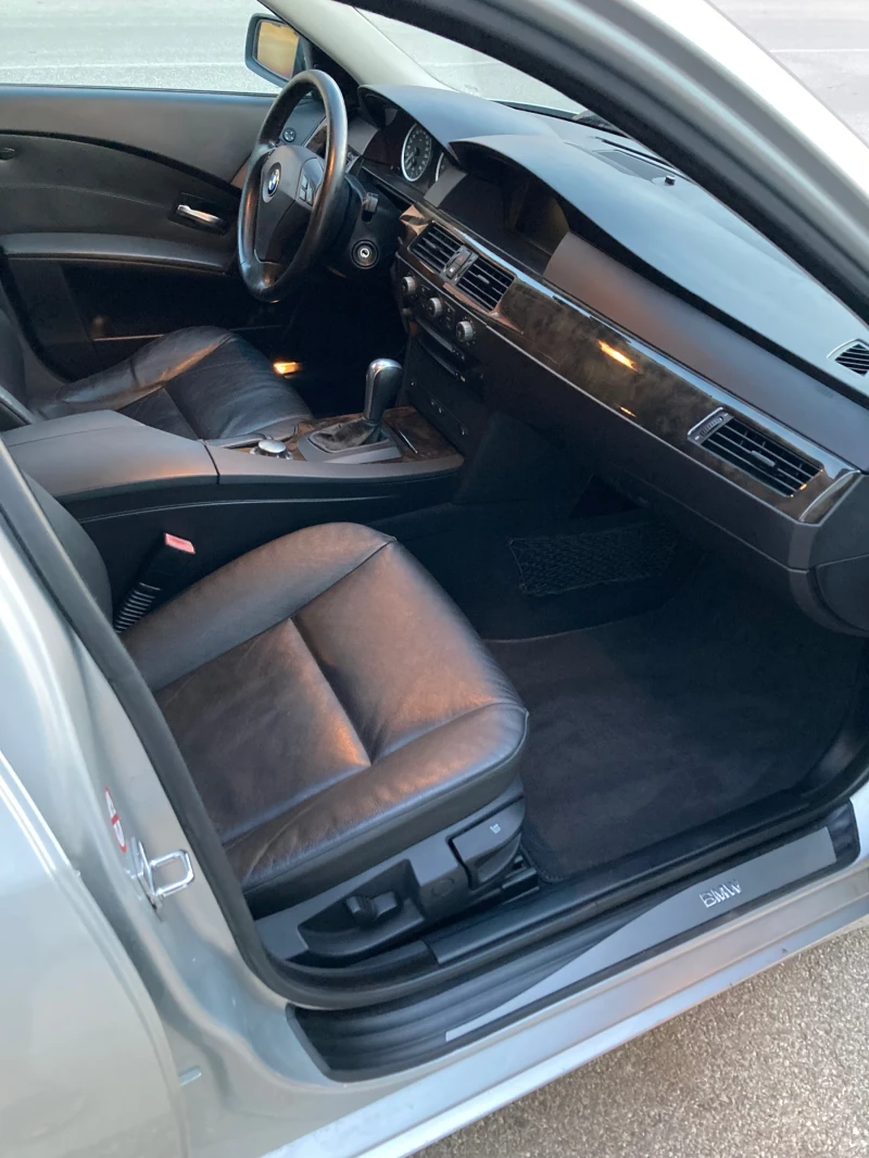 BMW 525 Швейцария, Автоматик, снимка 11 - Автомобили и джипове - 51965129