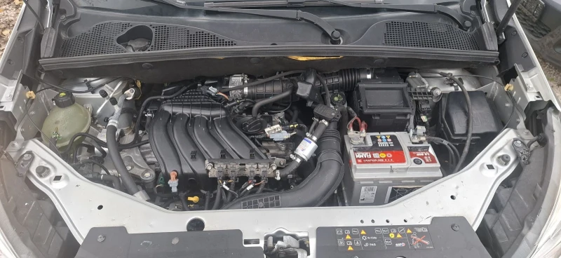 Dacia Lodgy 1, 6 ГАЗ/БЕНЗИН, снимка 9 - Автомобили и джипове - 52662608