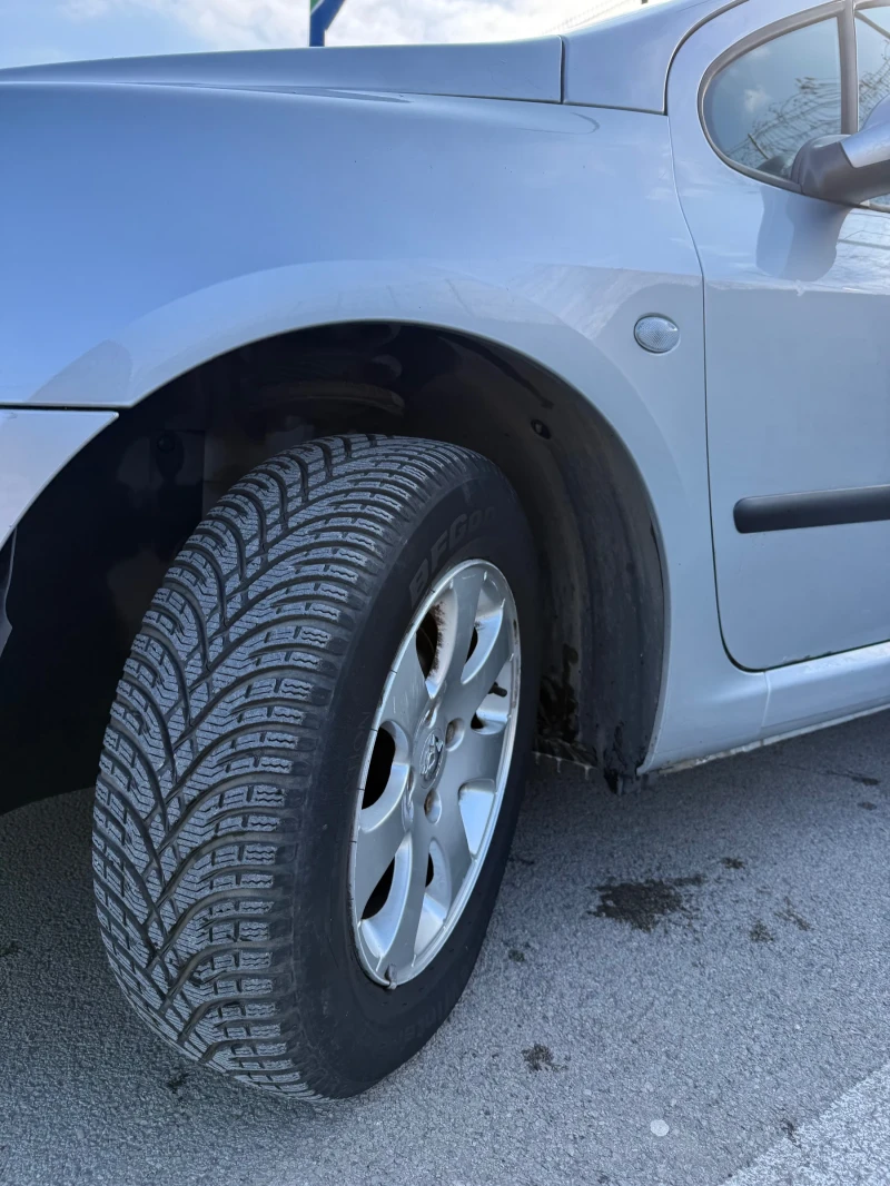 Peugeot 307 1.6i, снимка 15 - Автомобили и джипове - 53492445