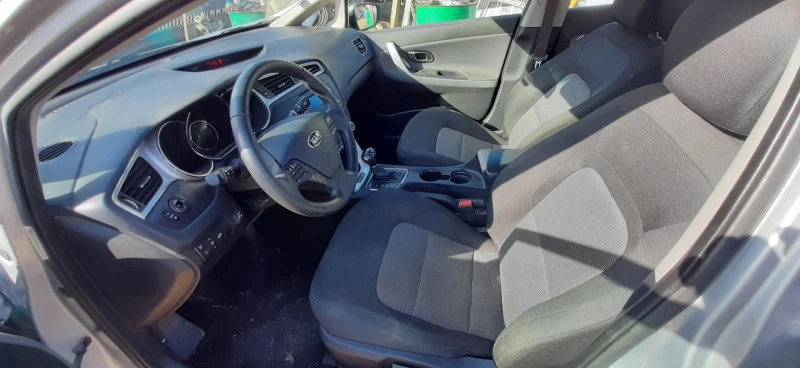 Kia Ceed 1.6 GDI| Mobile.bg — изображение 7
