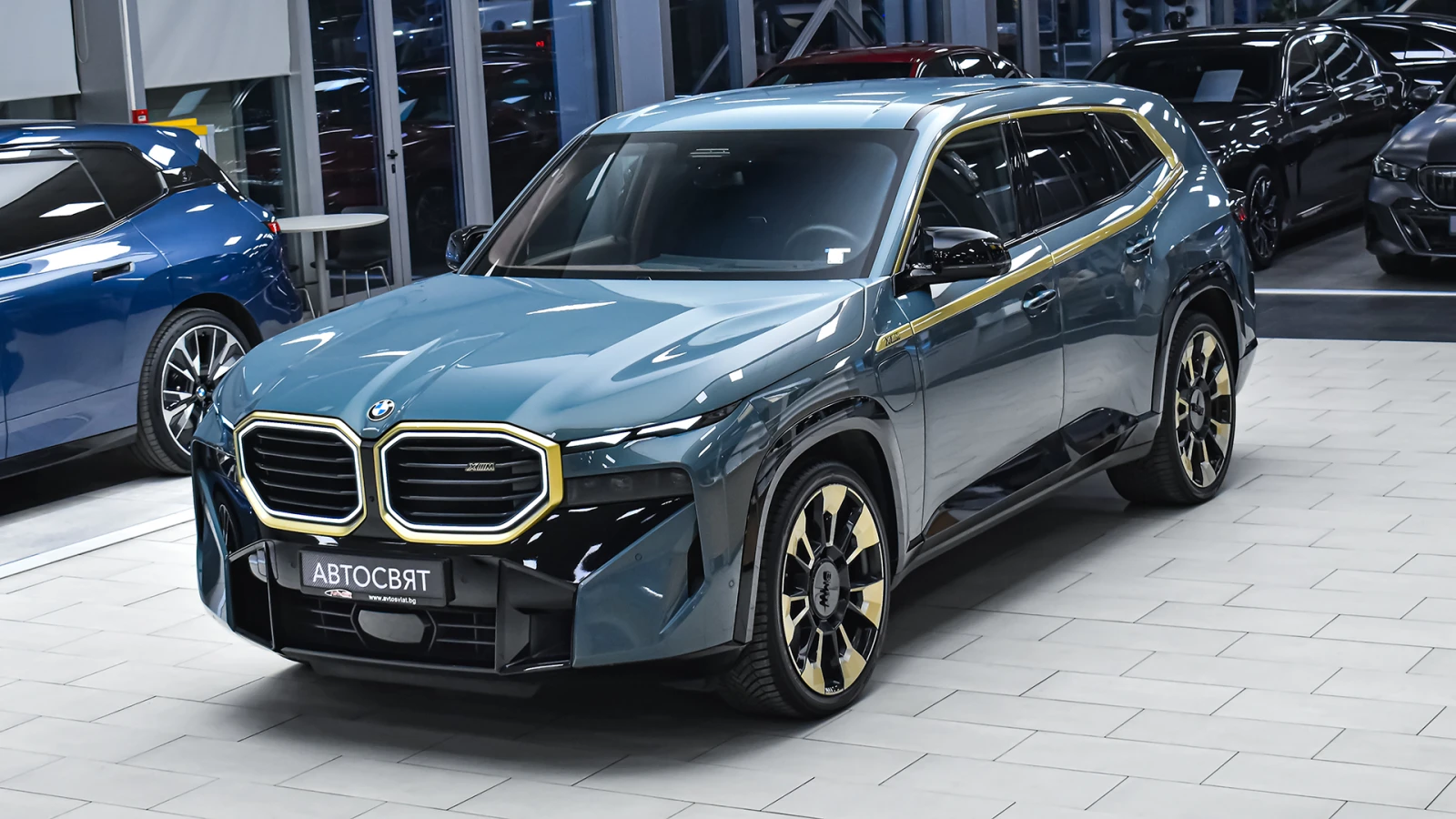 BMW XM 4.4 V8 xDrive Drivers Package, снимка 1