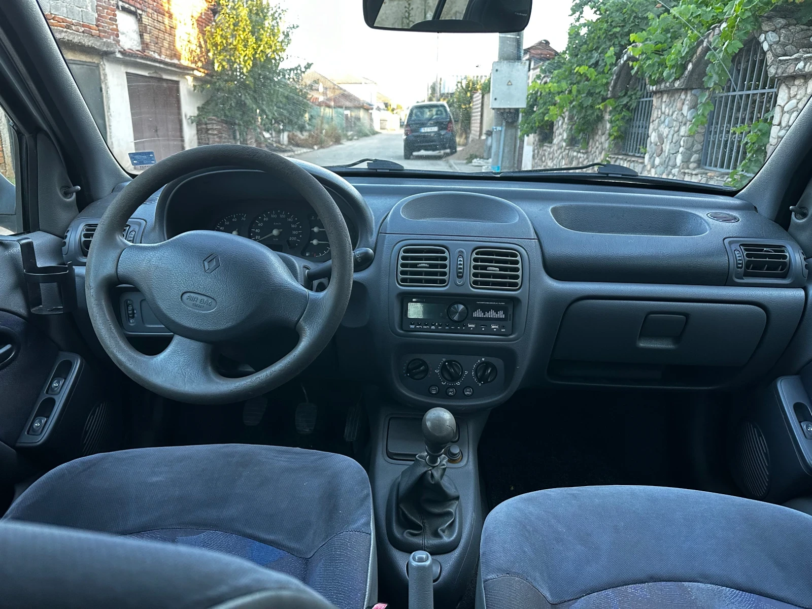 Renault Clio 1.2 Бензин - изображение 9