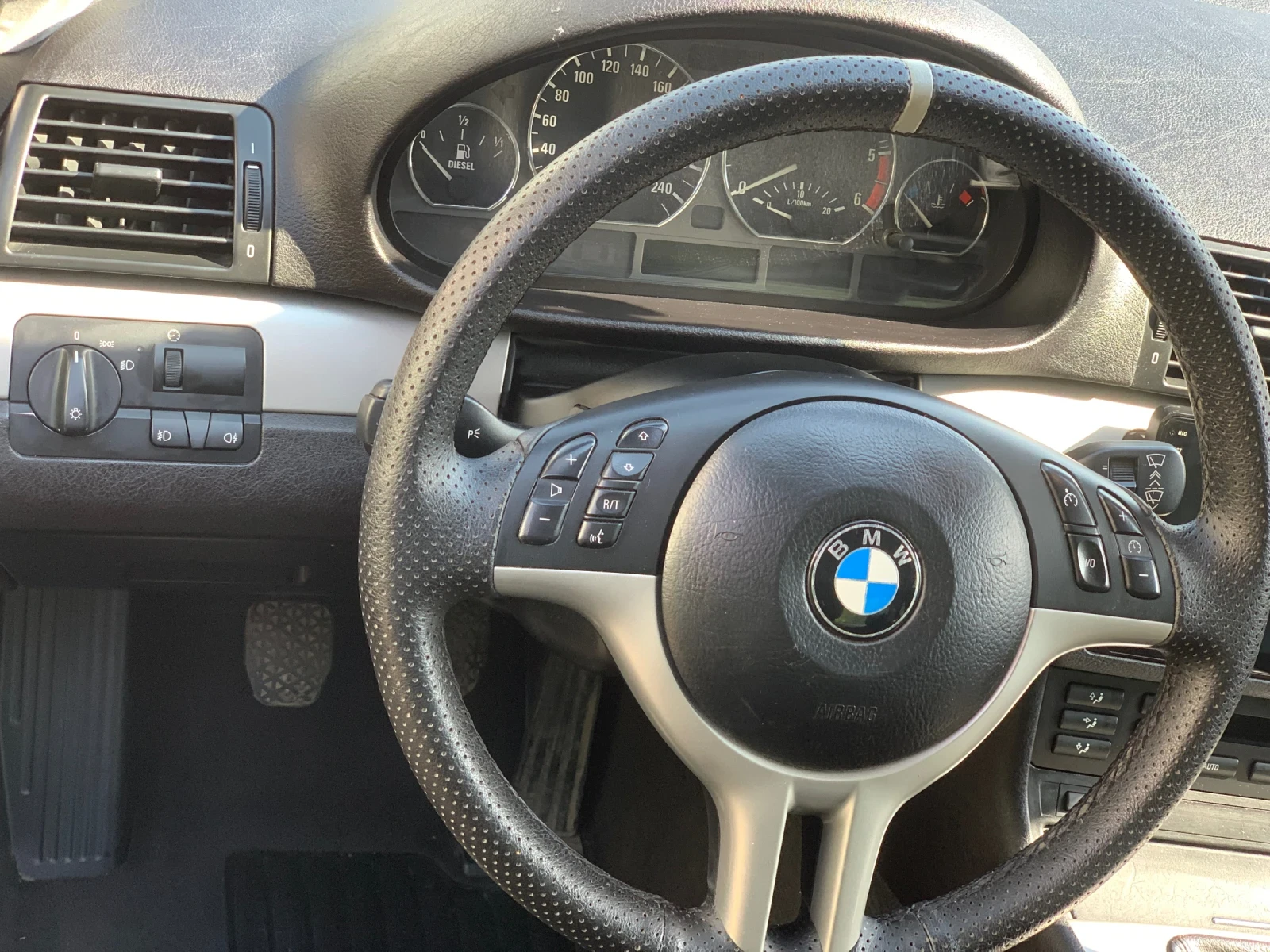 BMW 330 Е46 - изображение 10