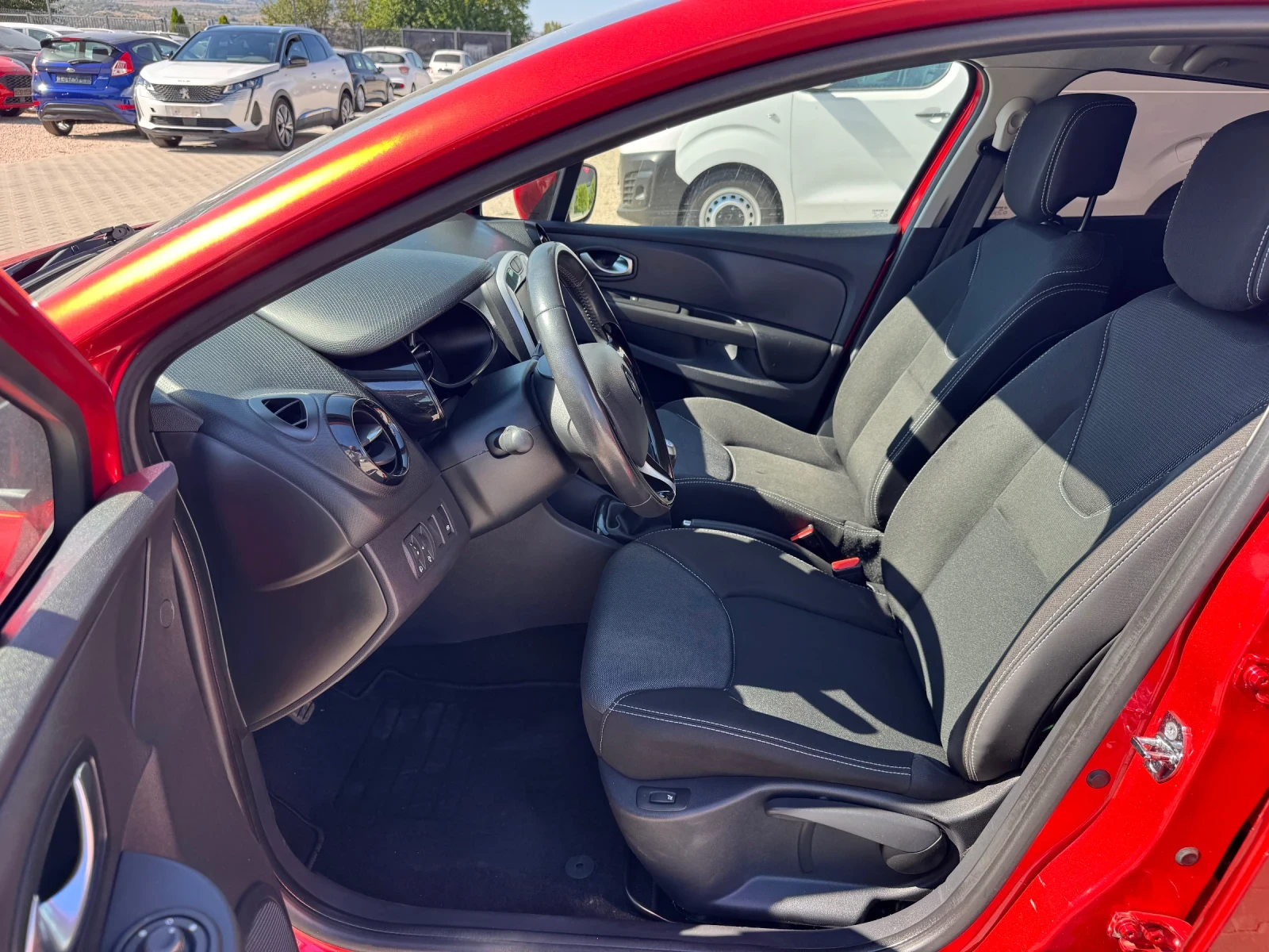 Renault Clio  - изображение 10