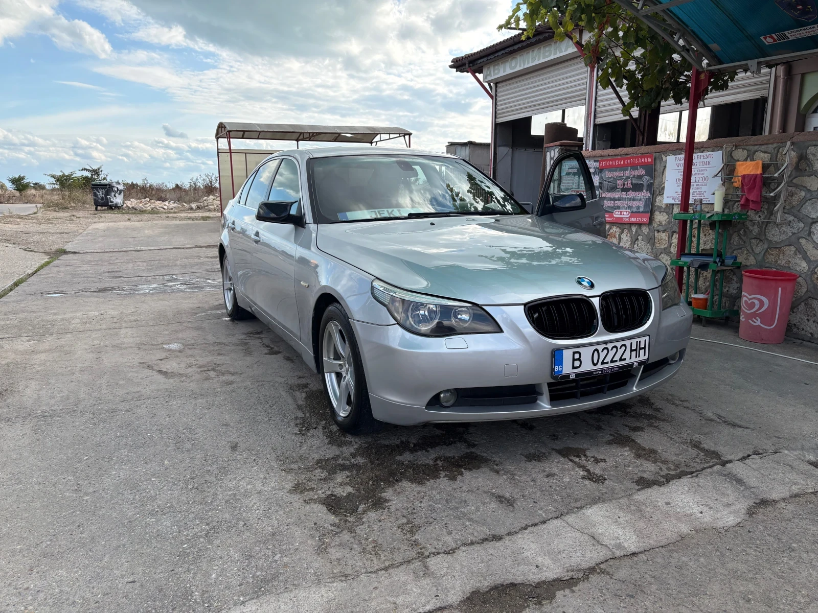BMW 523 2.3i | Mobile.bg   2