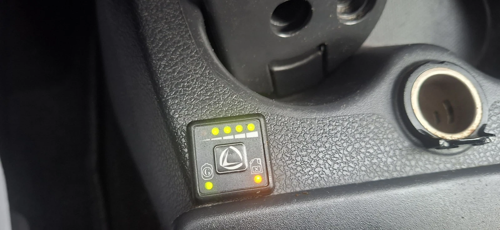 Dacia Lodgy 1, 6 / | Mobile.bg   11