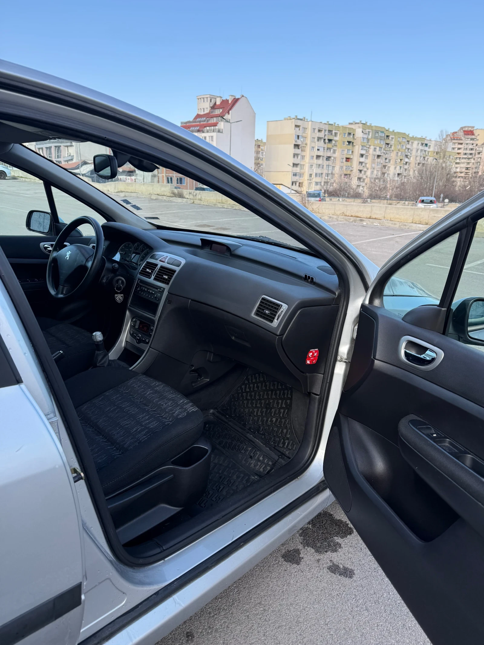 Peugeot 307 1.6i, снимка 9 - Автомобили и джипове - 53492445