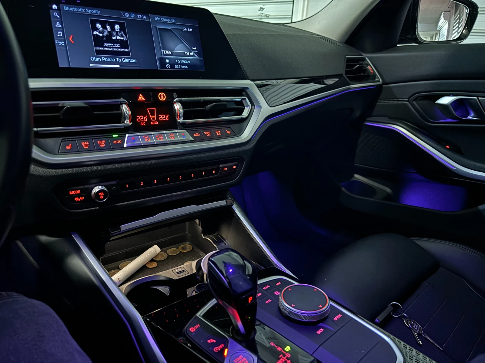 BMW 318 Sport Line, снимка 11 - Автомобили и джипове - 53834776