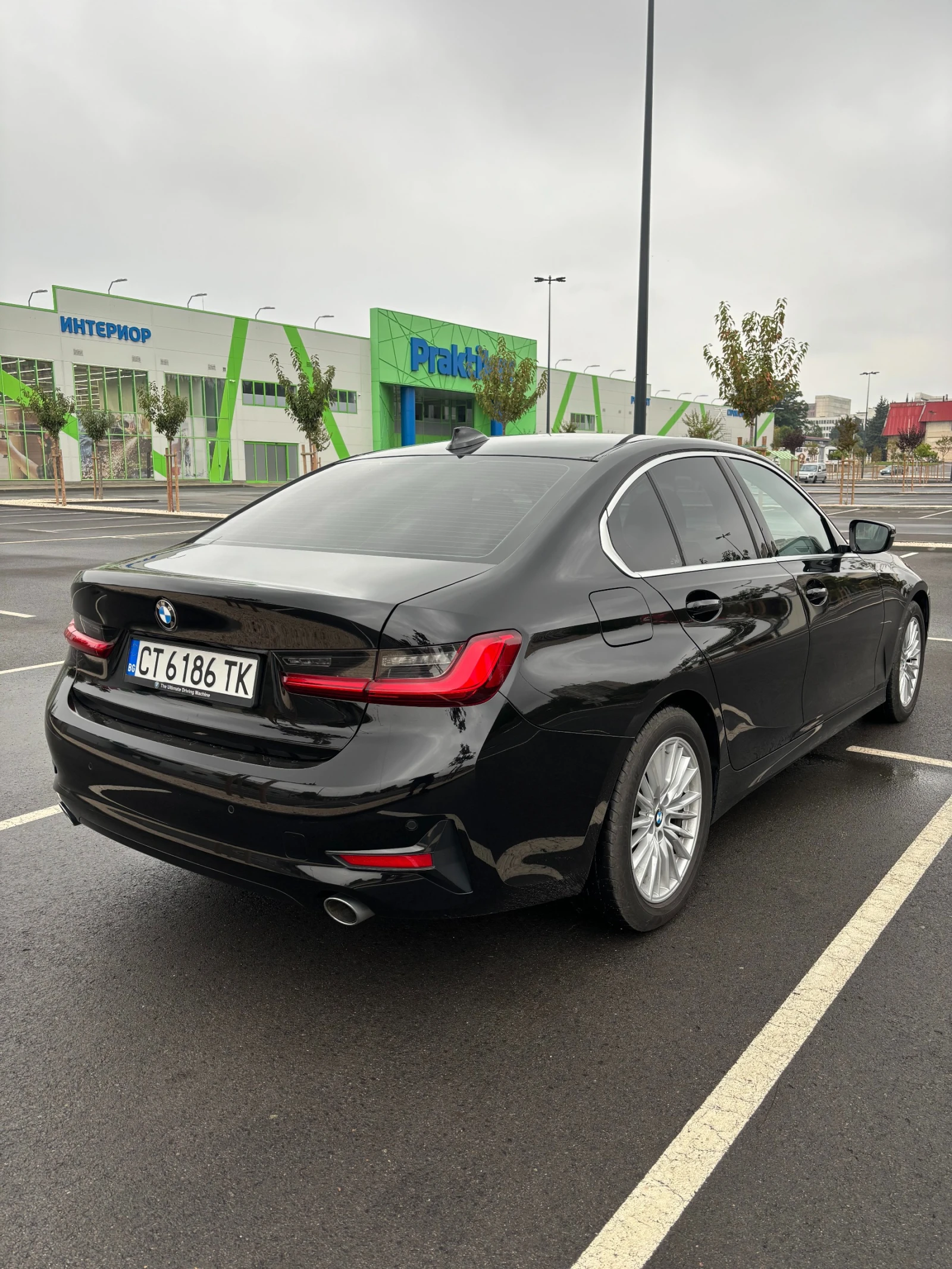 BMW 318 Sport Line, снимка 3 - Автомобили и джипове - 53834776