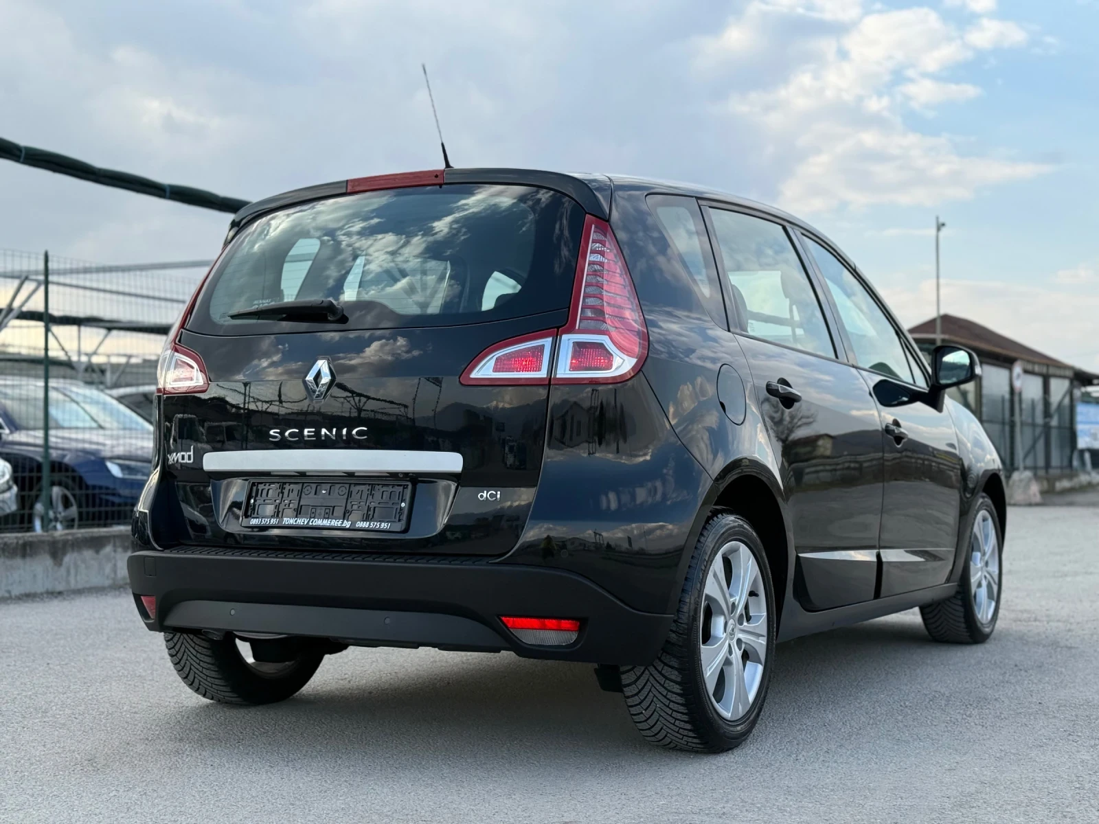 Renault Scenic 1.5dci-Xmod-FULL-NAVI-KAMERA-PARKTRONIK-KOJA-NEW, снимка 6 - Автомобили и джипове - 53869439