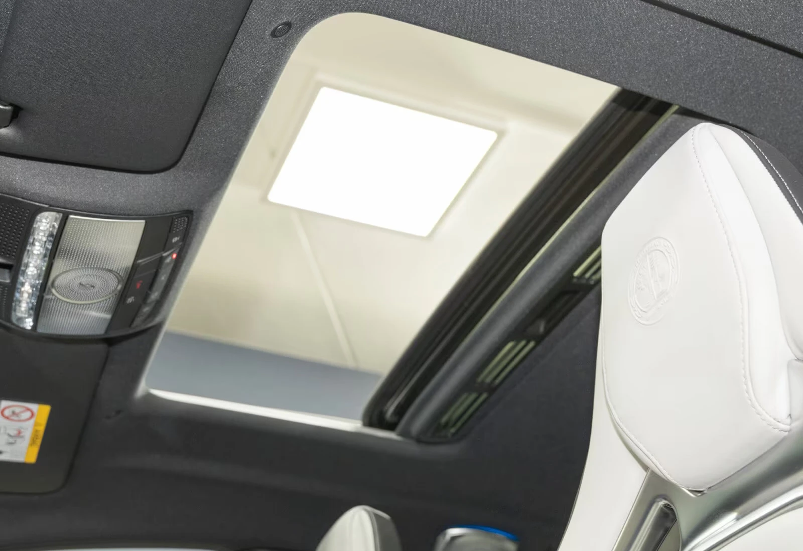 Mercedes-Benz AMG GT 6.3S/639HP/4M/4DBURM/DIST/HUD/360/PANO/MULTIB/221z | Mobile.bg � ����������� 12