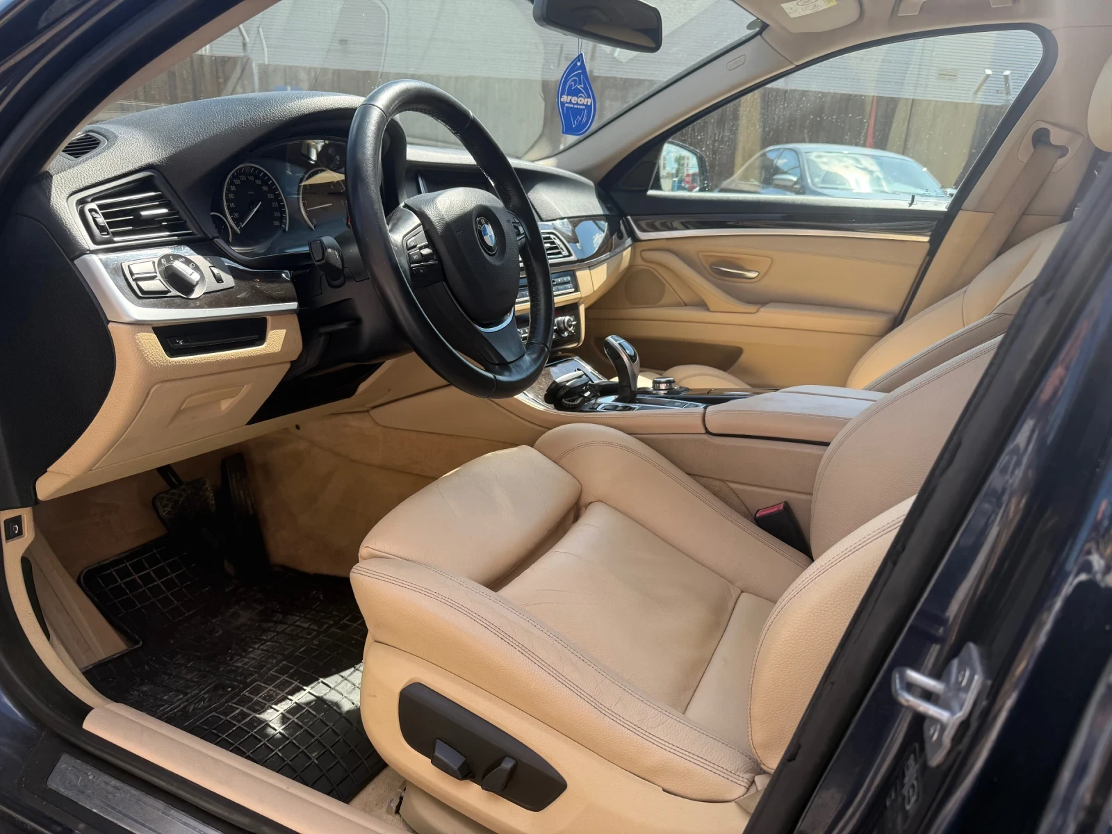 BMW 530 XDRIVE FACELIFT , снимка 8 - Автомобили и джипове - 54691260