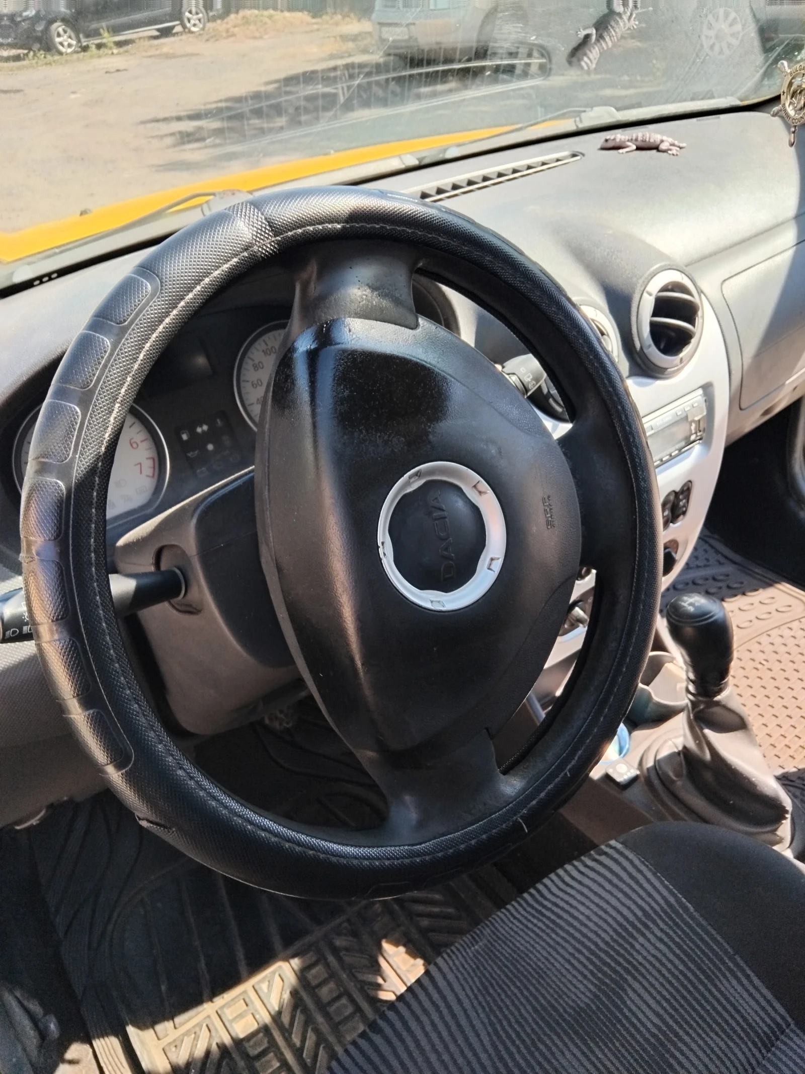 Dacia Sandero, снимка 10 - Автомобили и джипове - 55007622