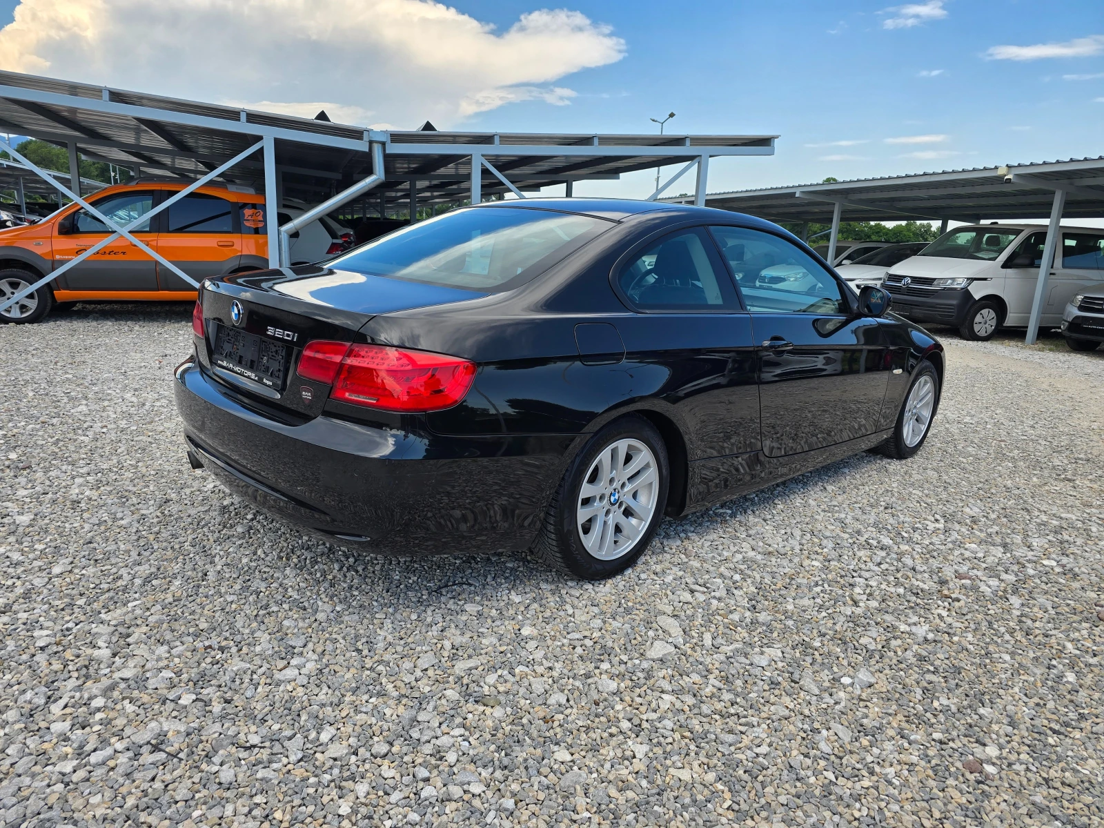 BMW 320 2.0 BENZIN, снимка 5 - Автомобили и джипове - 55215760