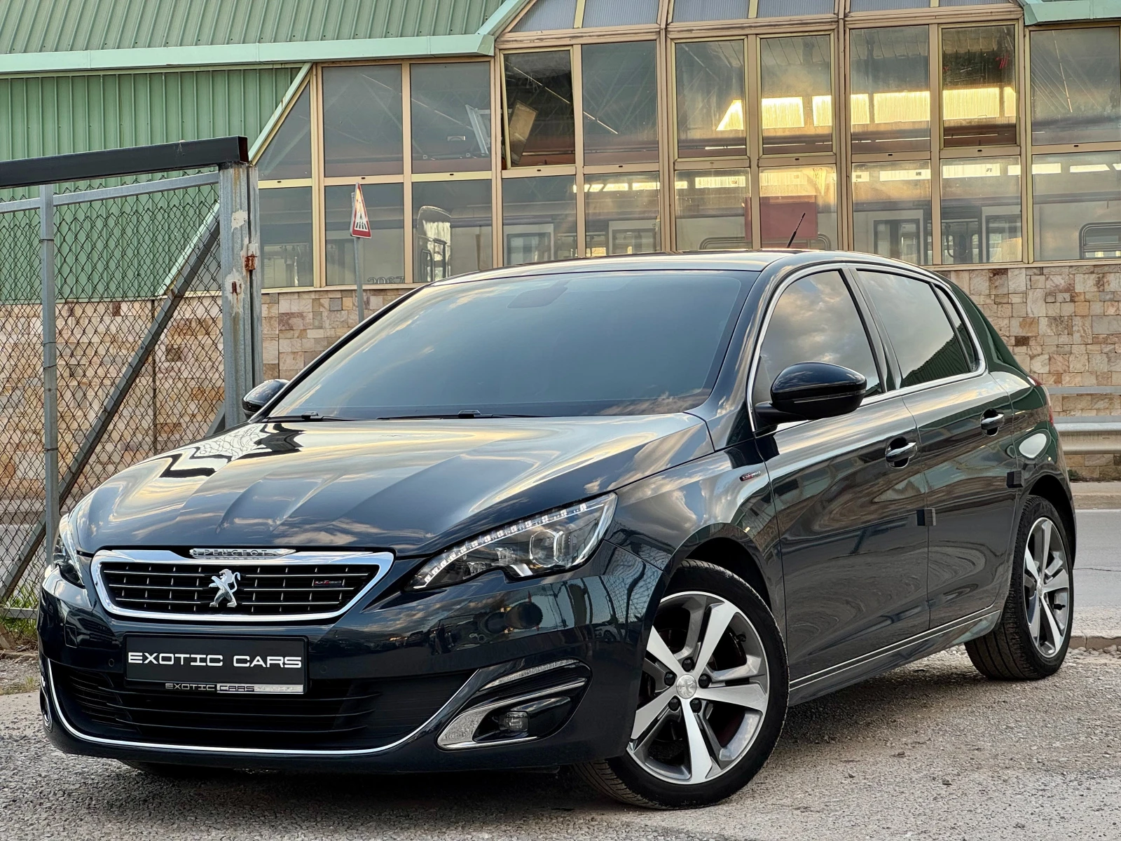 Peugeot 308 1.6 BlueHDi ! GT Line !, снимка 3 - Автомобили и джипове - 55403067