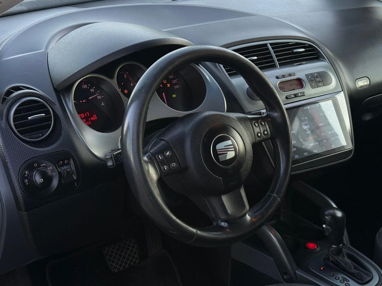 Seat Altea Xl AVTOMAT, снимка 7 - Автомобили и джипове - 55495309