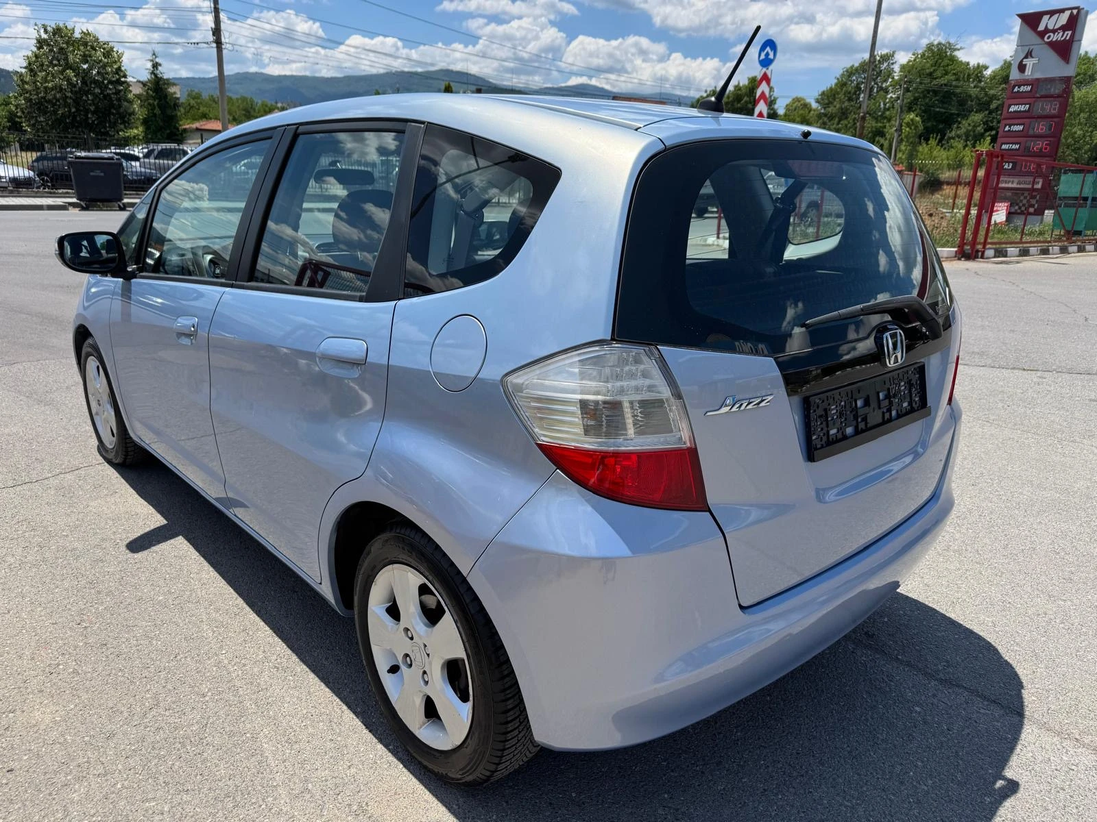 Honda Jazz 1.4 iv-tec 100 ks., снимка 6 - Автомобили и джипове - 55628046