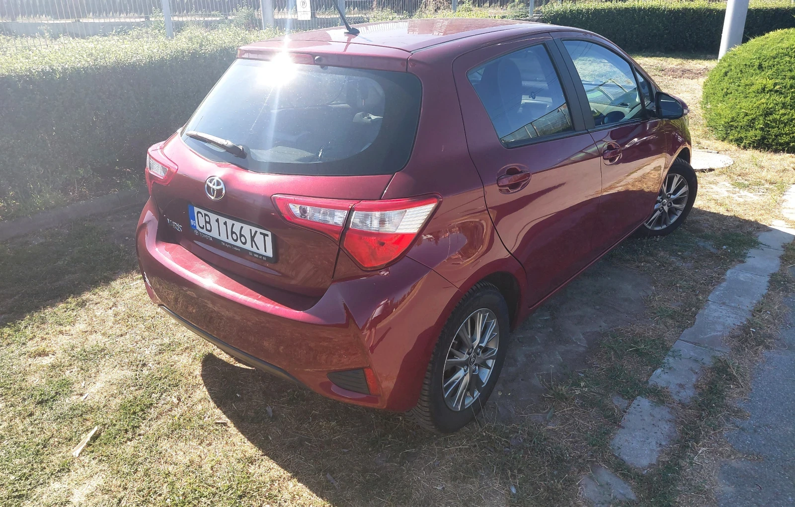 Toyota Yaris Luna, снимка 6 - Автомобили и джипове - 55708535