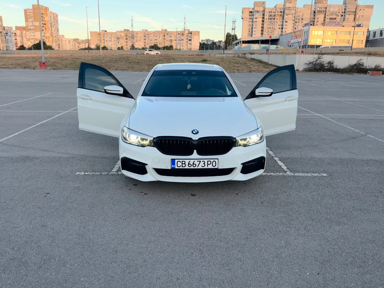 BMW 540 B58 rwd, снимка 13 - Автомобили и джипове - 55954386