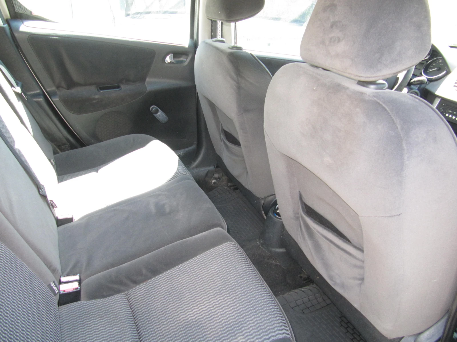 Peugeot 207, снимка 10 - Автомобили и джипове - 55989336