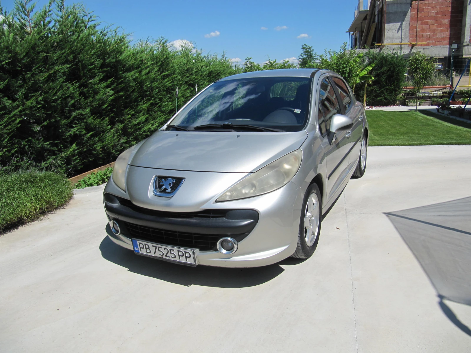 Peugeot 207