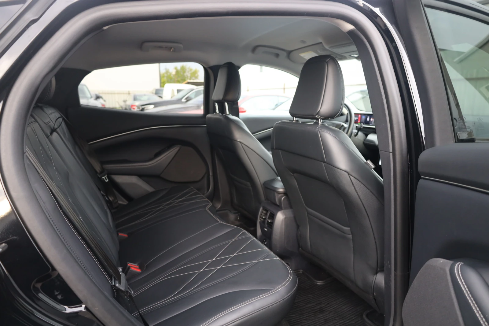 Ford Mustang Mach-E AWD KeyGO 360KAM Distr Memory LED Leder Blind Lane | Mobile.bg � ����������� 9