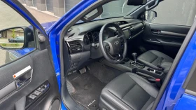 Toyota Hilux 3.0D INVINCIBLE, снимка 6