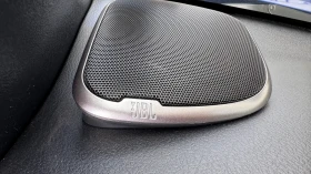 Toyota Hilux 3.0D INVINCIBLE, снимка 12