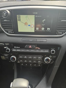 Kia Sportage 2.0 Hybrid 185 hp EDC, снимка 10