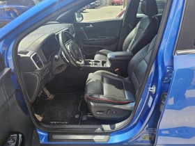 Kia Sportage 2.0 Hybrid 185 hp EDC, снимка 16