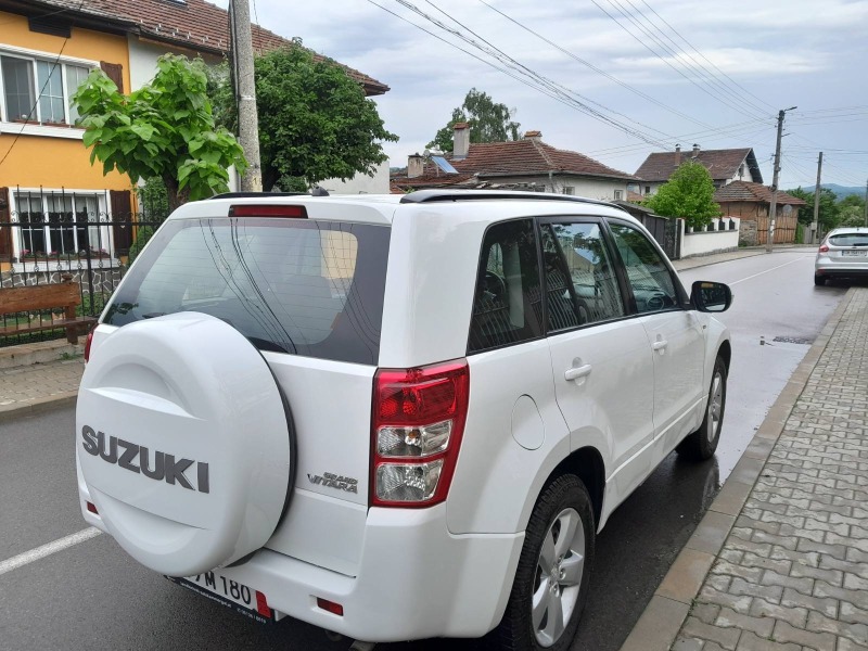 Suzuki Grand vitara 1.9 DDiS, снимка 4 - Автомобили и джипове - 46386986