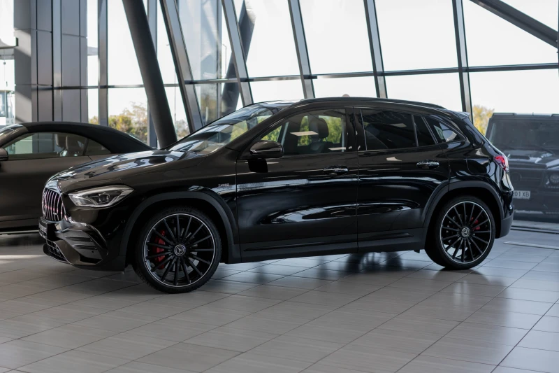 Mercedes-Benz GLA 35 AMG 4M, снимка 2 - Автомобили и джипове - 52675399