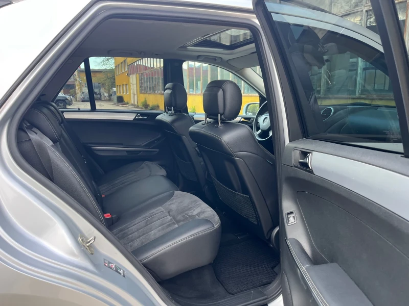 Mercedes-Benz ML 320 ТОП* ИТАЛИЯ, снимка 13 - Автомобили и джипове - 52367877