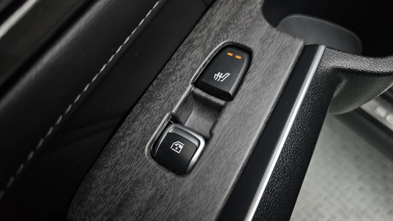 Kia Sorento SIGNATURE / Сервизна история !!!, снимка 14 - Автомобили и джипове - 53164854