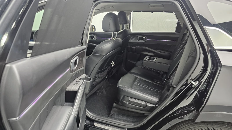 Kia Sorento SIGNATURE / Сервизна история !!!, снимка 8 - Автомобили и джипове - 53164854