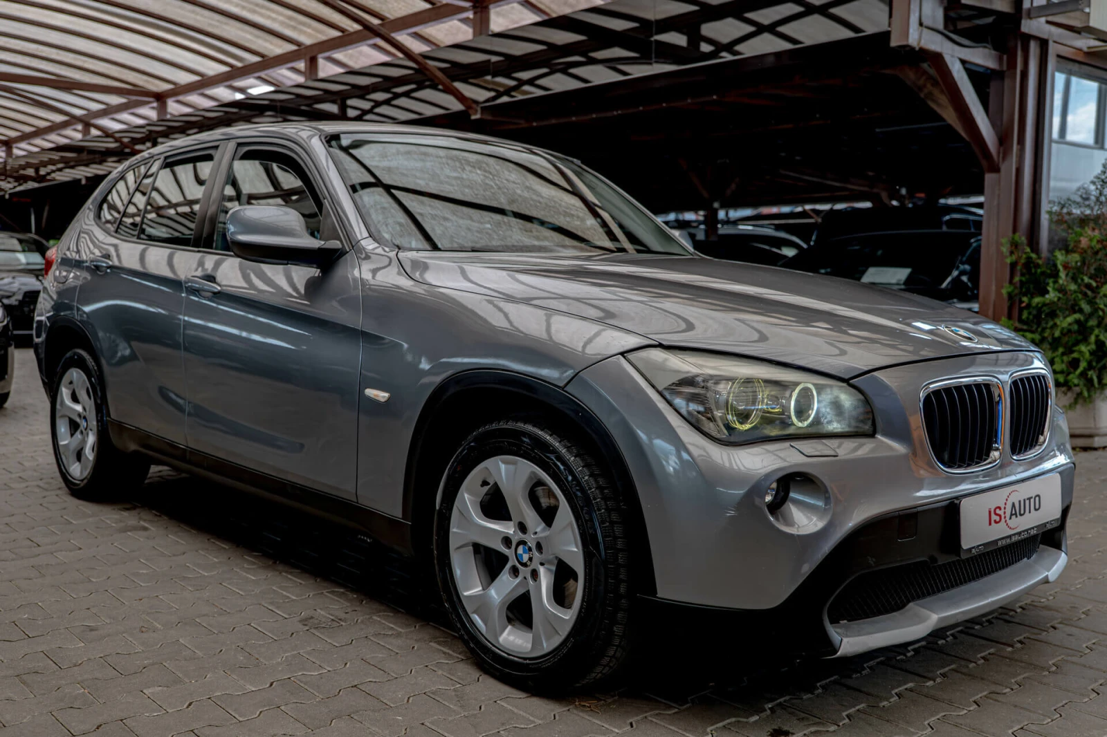 BMW X1 S18d/Xenon/Android/Климатроник/Автомат - изображение 2